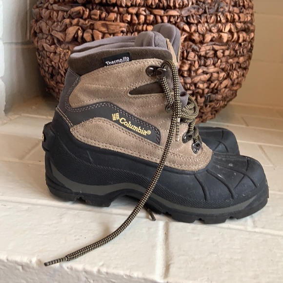 Columbia Shoes - 💦Columbia Waterproof Boots